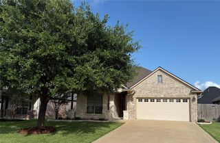 228 Passendale Lane, College Station, TX 77845