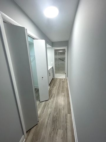 121 S Spruce Avenue 103, Wood Dale, IL 60191