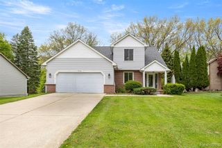 7978 Hoffman Drive, Waterford, MI 48327