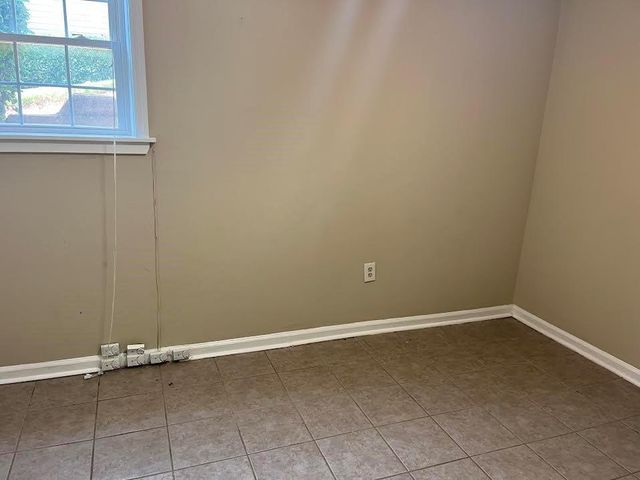 192 High Creek Drive, Roswell, GA 30076
