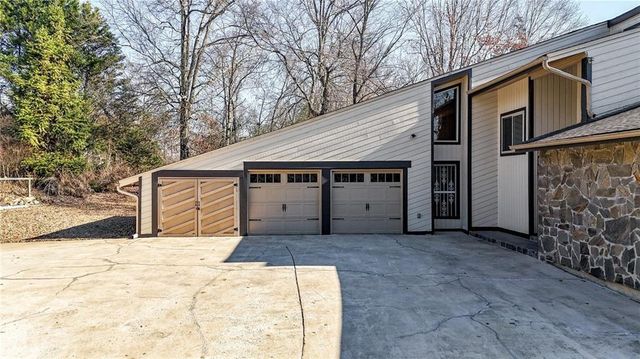 1811 Highway 113 SW, Cartersville, GA 30120