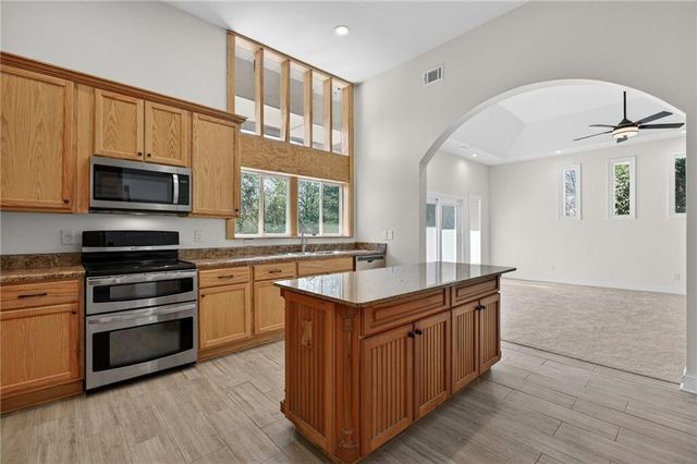 1811 Highway 113 SW, Cartersville, GA 30120