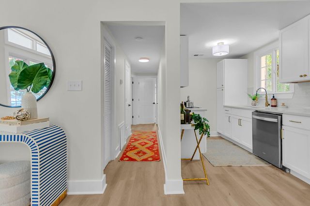 1449 S Sherwood Drive, Charleston, SC 29407