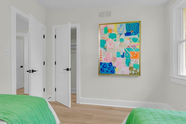 1449 S Sherwood Drive, Charleston, SC 29407