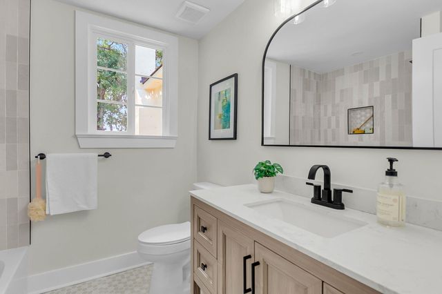1449 S Sherwood Drive, Charleston, SC 29407
