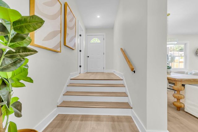 1449 S Sherwood Drive, Charleston, SC 29407