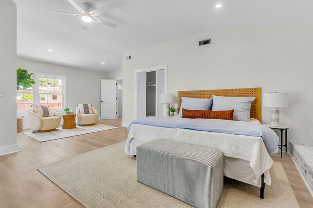 1449 S Sherwood Drive, Charleston, SC 29407
