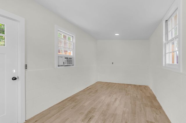 1449 S Sherwood Drive, Charleston, SC 29407