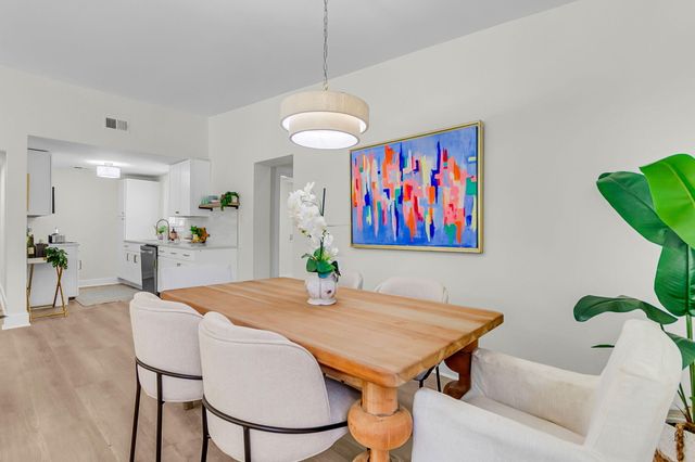 1449 S Sherwood Drive, Charleston, SC 29407