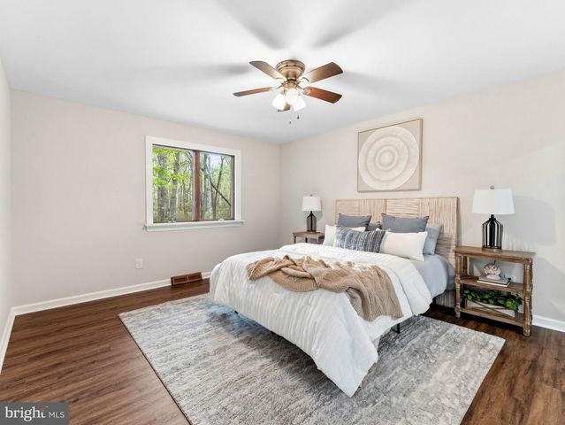 856 WILLOW GROVE RD, Pittsgrove, NJ 08318
