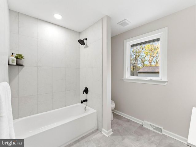 856 WILLOW GROVE RD, Pittsgrove, NJ 08318