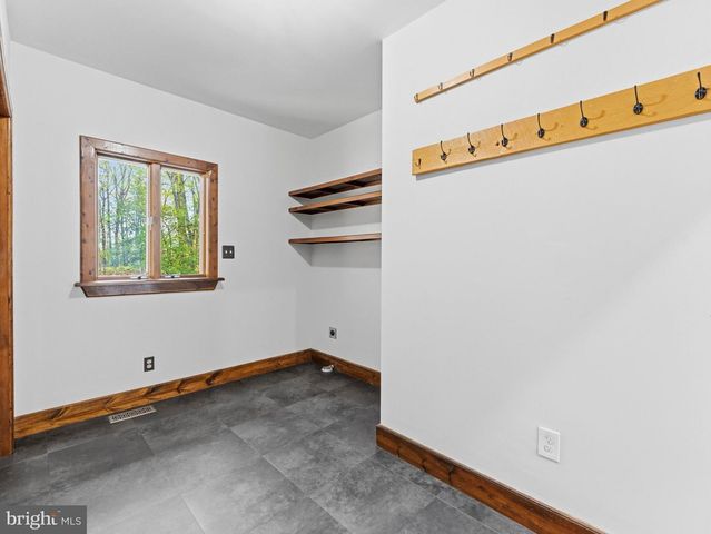856 WILLOW GROVE RD, Pittsgrove, NJ 08318
