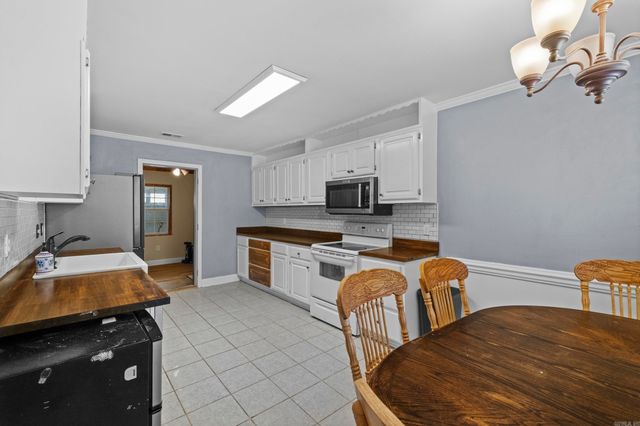 217 Rodney Guthrie Drive, Cabot, AR 72023