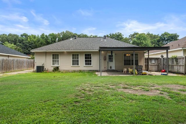 217 Rodney Guthrie Drive, Cabot, AR 72023
