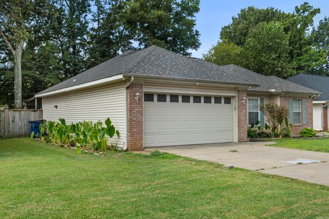 217 Rodney Guthrie Drive, Cabot, AR 72023