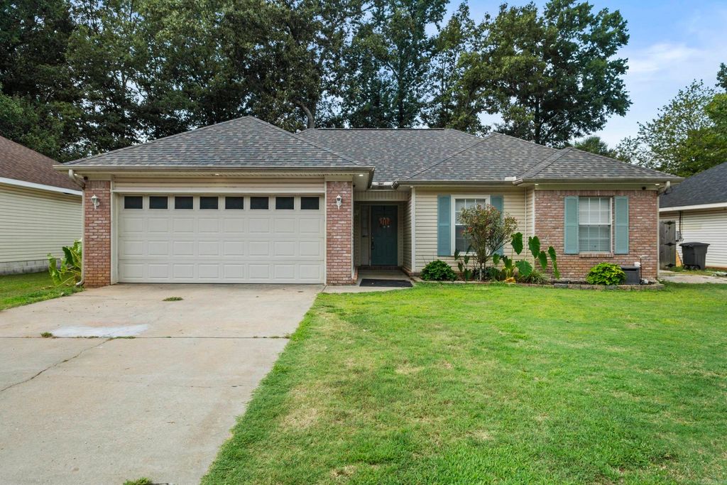 217 Rodney Guthrie Drive, Cabot, AR 72023