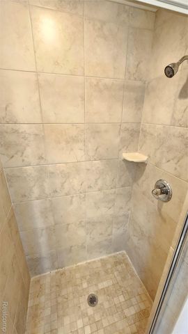 41594 Mitchell Road, Novi, MI 48377