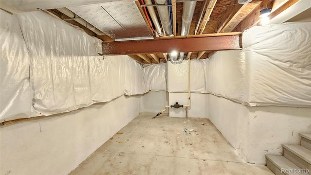 41594 Mitchell Road, Novi, MI 48377