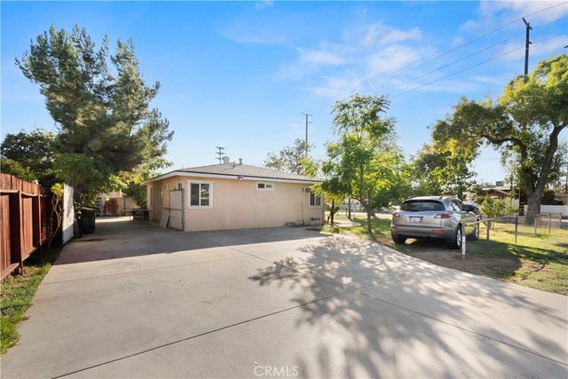 308 S Campus Avenue, Upland, CA 91786