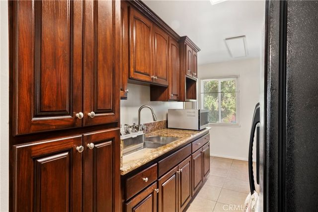 308 S Campus Avenue, Upland, CA 91786