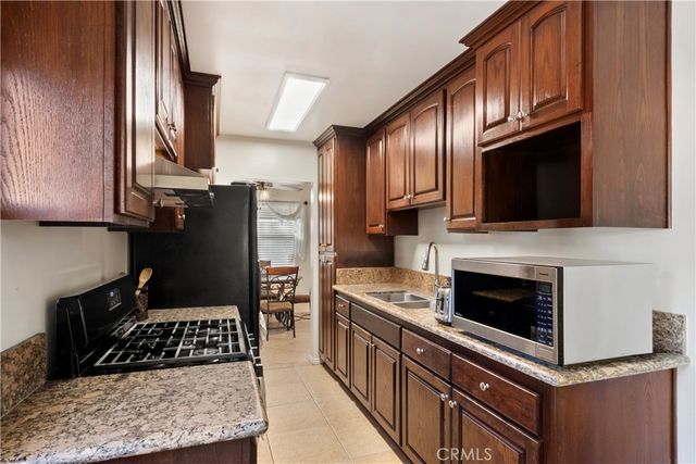308 S Campus Avenue, Upland, CA 91786