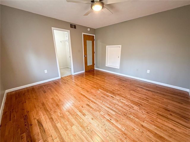 319 Lakewood Dr, Center Twp, PA 16001