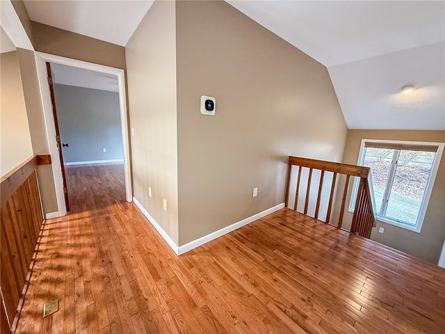 319 Lakewood Dr, Center Twp, PA 16001