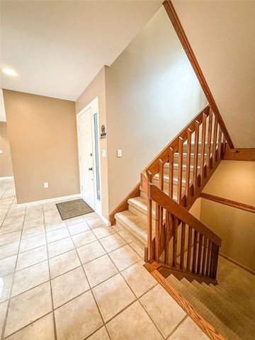 319 Lakewood Dr, Center Twp, PA 16001