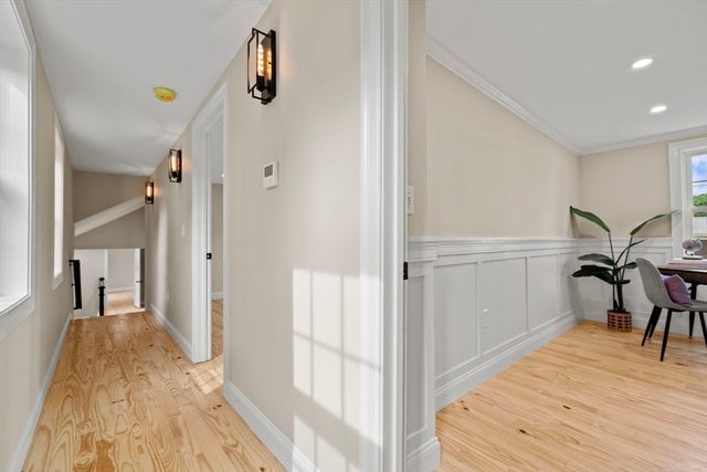 162 High St B, Danvers, MA 01923