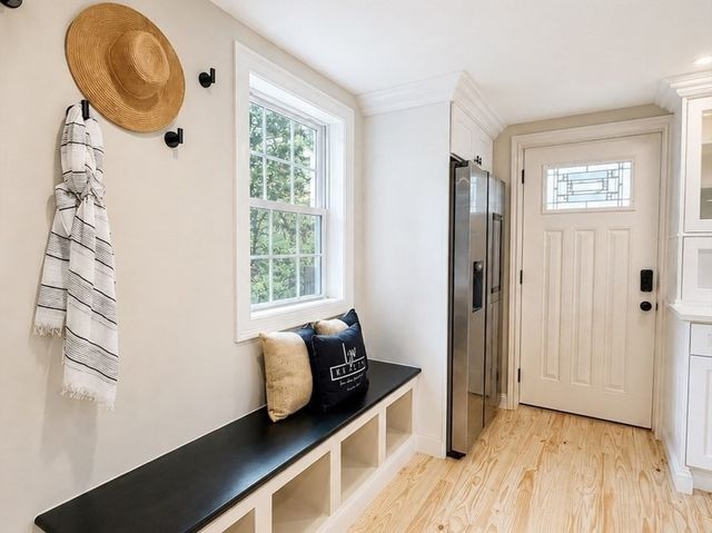 162 High St B, Danvers, MA 01923
