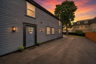 162 High St B, Danvers, MA 01923
