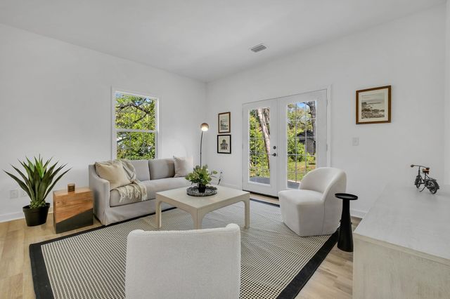 822 Tucker Street, Tallahassee, FL 32310