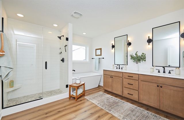 11174 Westport Drive, West Des Moines, IA 50266