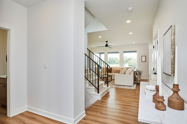 11174 Westport Drive, West Des Moines, IA 50266