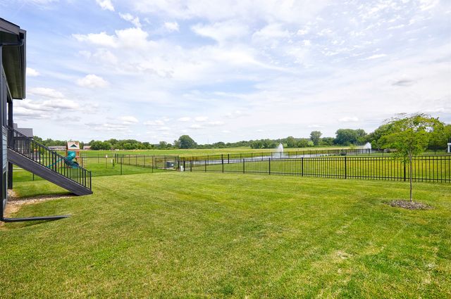 11174 Westport Drive, West Des Moines, IA 50266