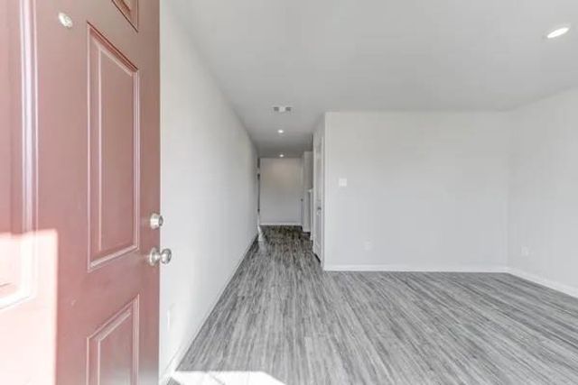 1020 Greenspointe Ave, La Grange, TX 78945