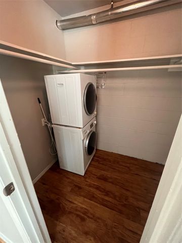 1202 Newning Ave 207, Austin, TX 78704