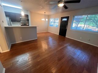 1202 Newning Ave 207, Austin, TX 78704