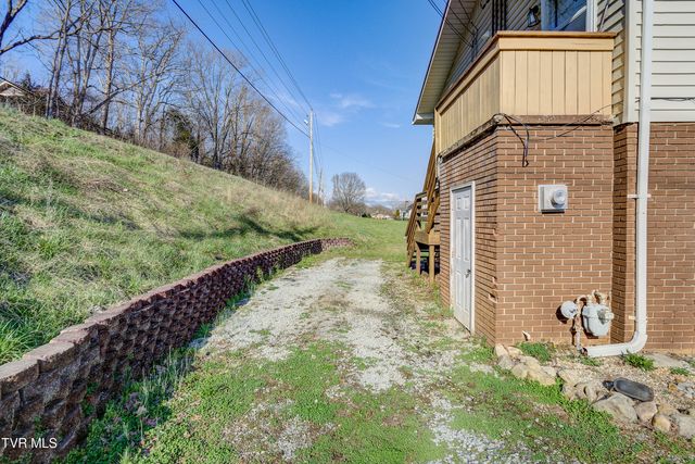 103 Warrior Lane, Johnson City, TN 37601