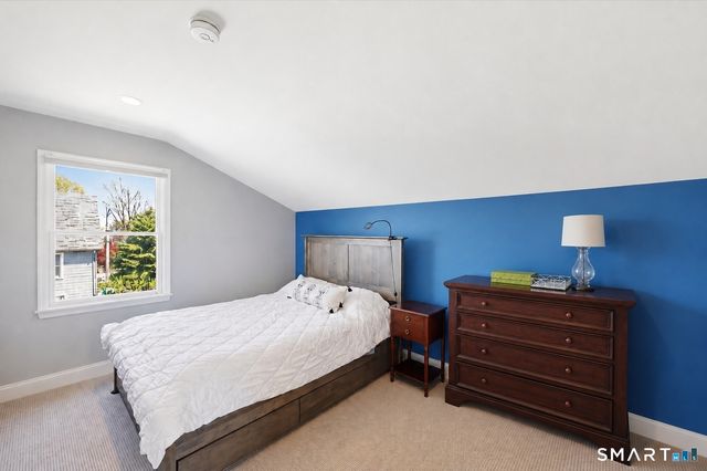12 Center Street, Stamford, CT 06906