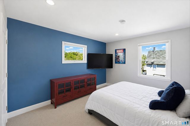 12 Center Street, Stamford, CT 06906