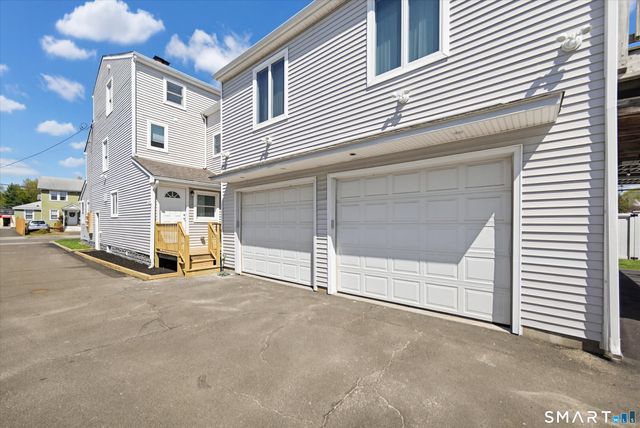 12 Center Street, Stamford, CT 06906
