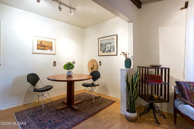 729 S 2nd Avenue, Tucson, AZ 85701