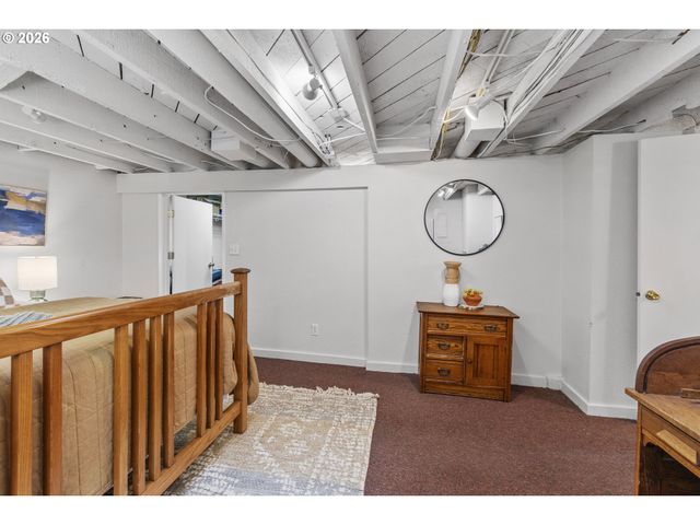 2210 Ne 54TH Ave, Portland, OR 97213