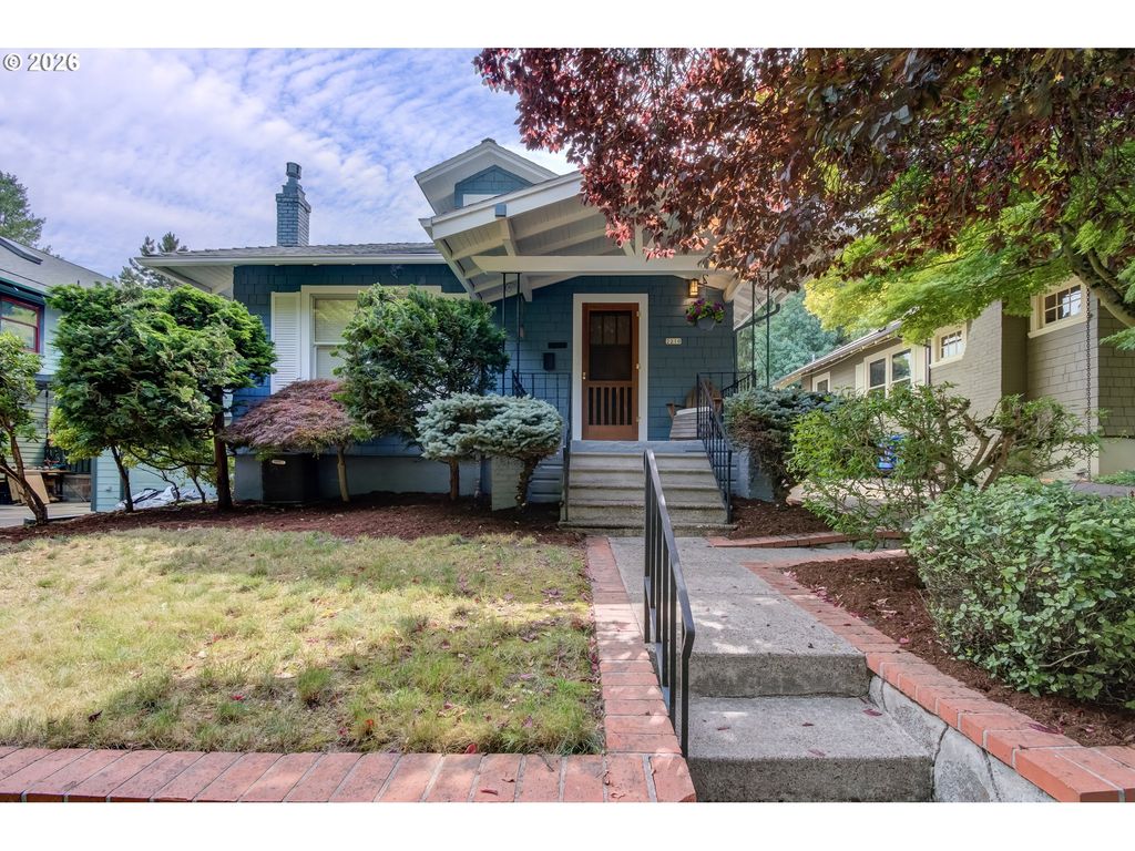 2210 Ne 54TH Ave, Portland, OR 97213