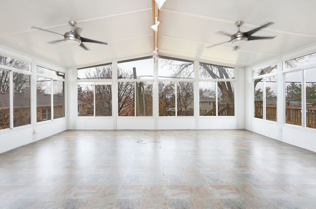 2218 70th Street, Windsor Heights, IA 50324