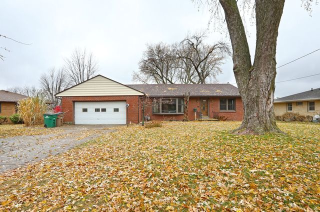 2218 70th Street, Windsor Heights, IA 50324