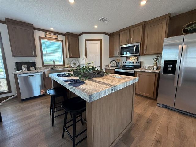 12091 Central Avenue, Hoboken, GA 31542