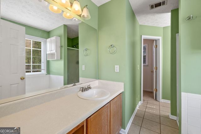 555 Mackinaw Drive, Bethlehem, GA 30620