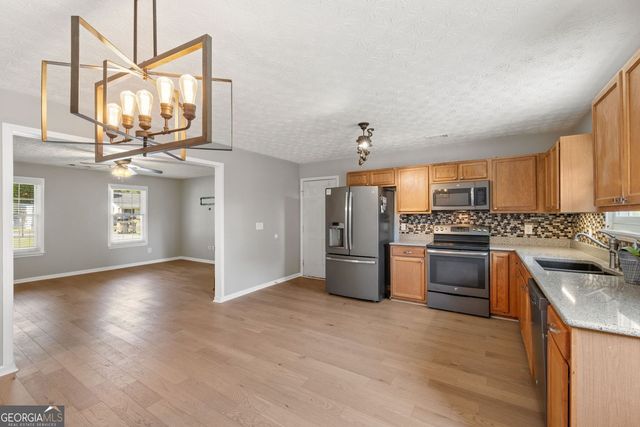 555 Mackinaw Drive, Bethlehem, GA 30620